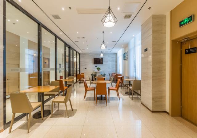 选择酒店托管机构要关注什么