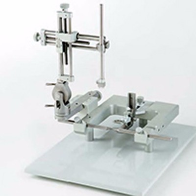 大鼠脑立体定位仪的使用方法