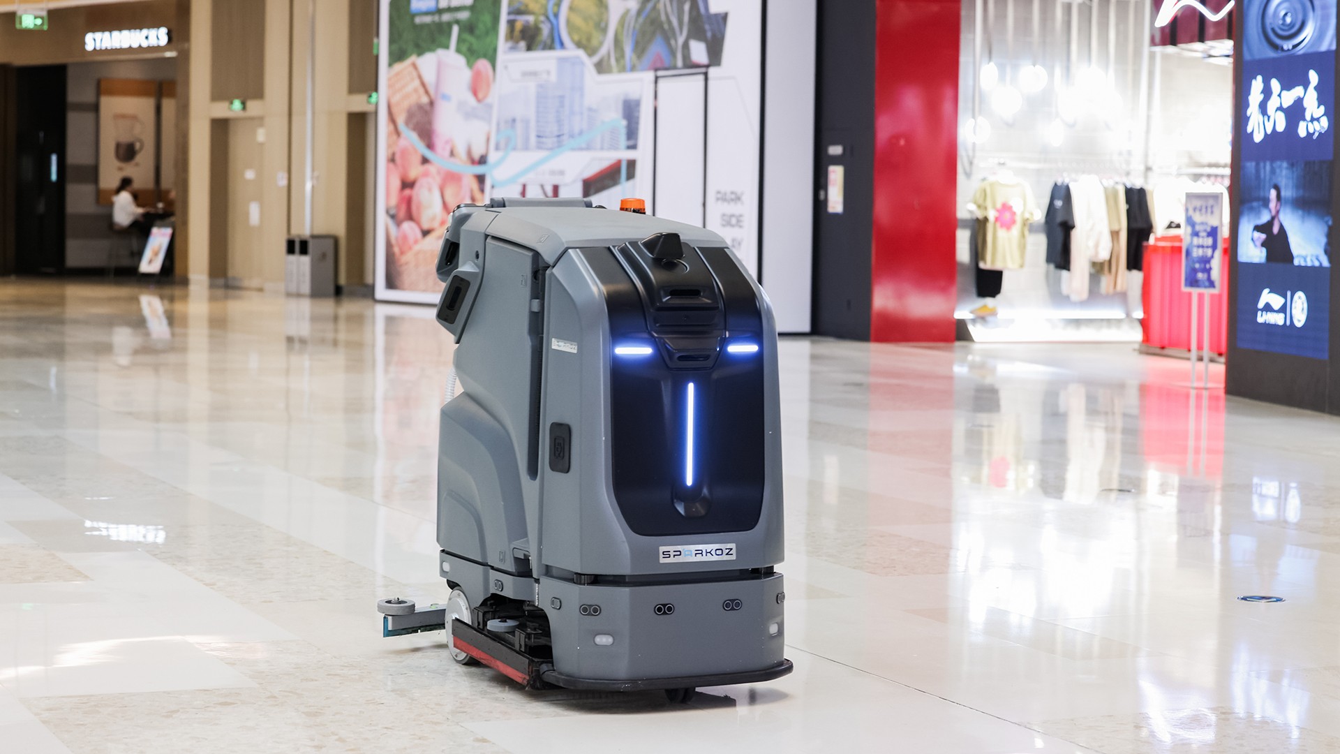 ​商用洗地机使用需注意的关键点