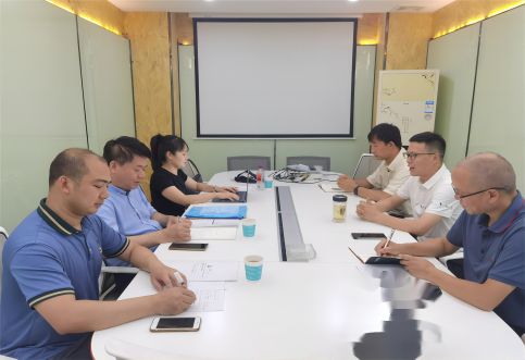 华咨,走访调研 华咨,走访调研