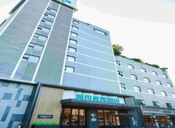 东呈快捷酒店选址的关键因素