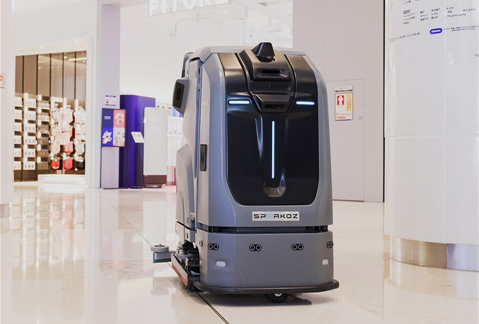 智能商用机器人推动酒店行业清洁转型