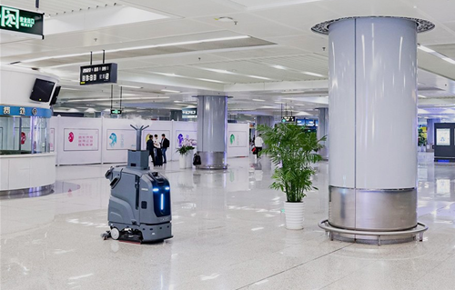 智能洗地机器人为工厂清洁带来新变化